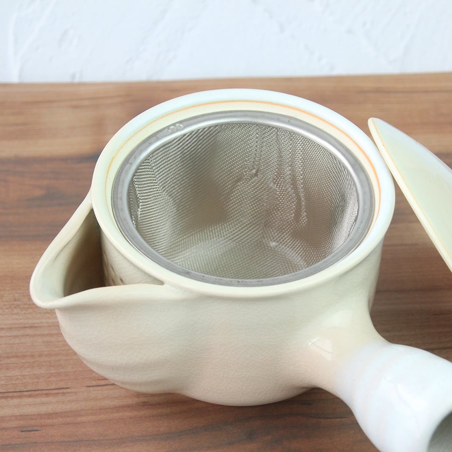 牡丹急須（茶こし付）（白箱）｜萩焼窯元 萩陶苑 椿秀窯 ギフト