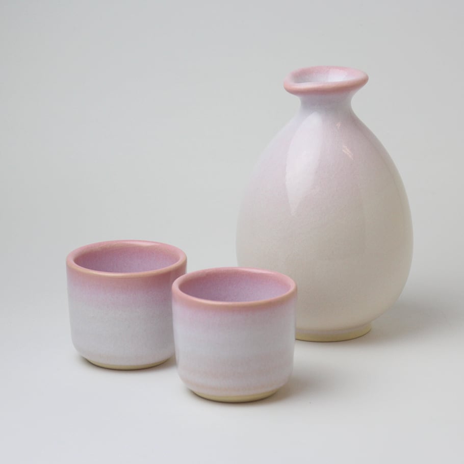 ⑦正規品 萩焼 萩陶苑 酒器 食器 ぐい呑 骨董品 焼物 木箱あり セット未使用 つぼみ桜 お預け酒器（化粧箱）｜萩焼窯元 萩陶苑 椿秀窯 ギフト