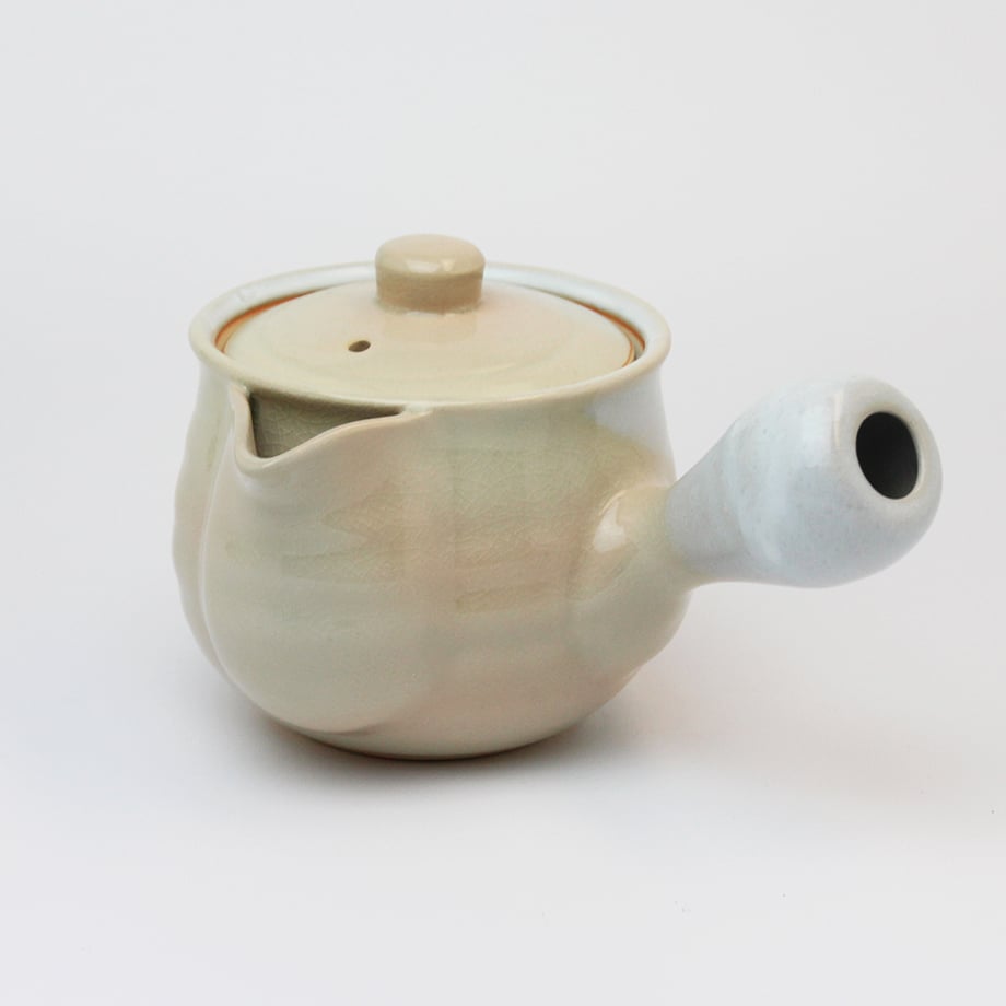 姫土急須中(茶こし付)(白箱)|萩焼窯元 萩陶苑 椿秀窯 ギフト 姫土急須中(茶こし付)(白箱)|萩焼窯元 萩陶苑 椿秀窯 ギフト