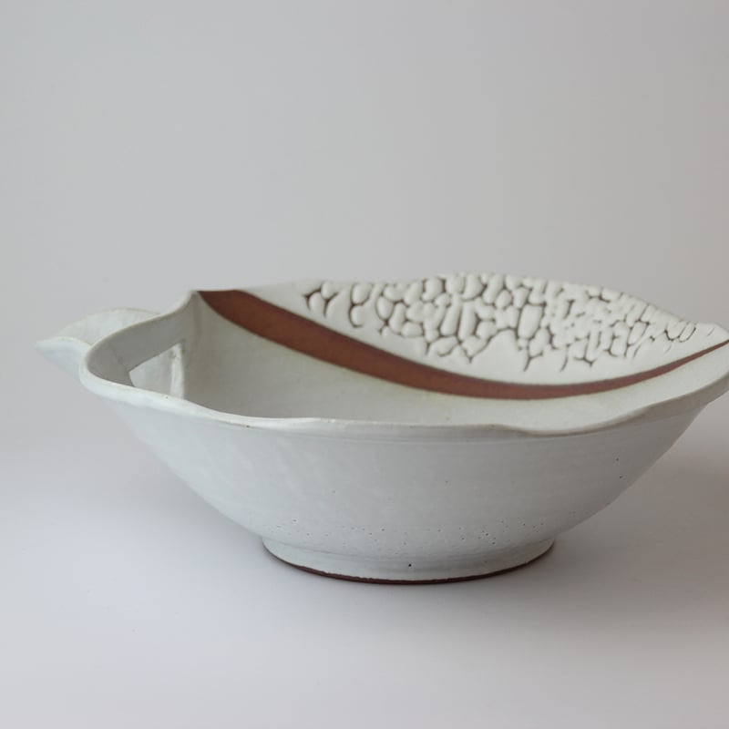 萩焼 作家物　 白萩の花生け オンラインストア限定品 | 片口鉢 白掛分（化粧箱）｜萩焼 萩陶苑 椿秀