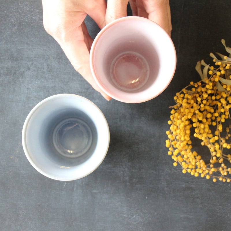 つぼみフリーカップペア（色違い）（化粧箱）｜萩焼窯元 萩陶苑 椿秀窯