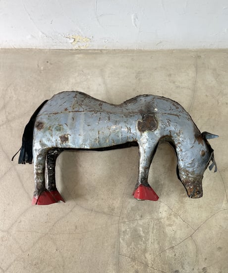 RECYCLE METAL PONY