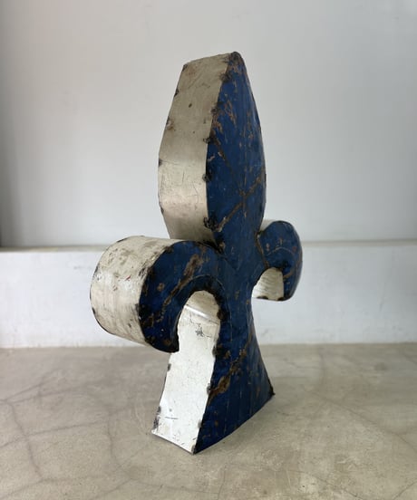RECYCLE METAL  FLEUR-DE-LIS