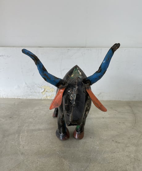 RECYCLE METAL BULL -1