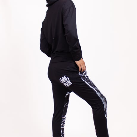 パンツ UME-T0009CB 黒地Ｆ白柄 ✨台湾からお取寄せ可能な商品