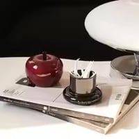 リンゴのつまようじホルダー