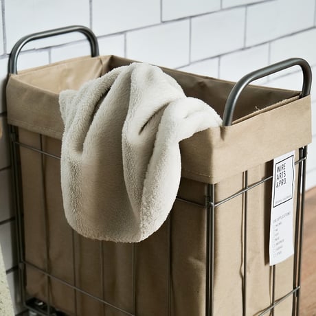 WIRE ARTS＆PRO FOLDING LAUNDRY BASKET with CASTER 28L SLIM / ランドリーバスケット