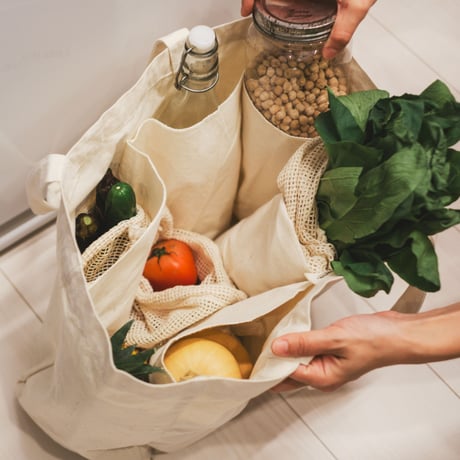 Less Tote