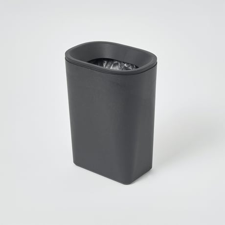 Trash can