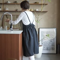 SUNNY LOCATION ワンピースエプロン　コットンリネン ブラック