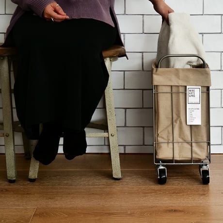 WIRE ARTS＆PRO FOLDING LAUNDRY BASKET with CASTER 28L SLIM / ランドリーバスケット