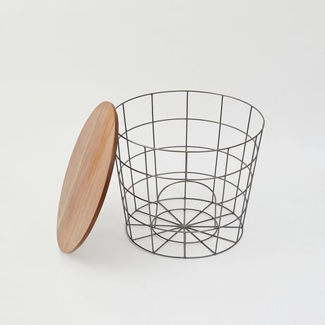 ペットの隠れ家にもなる バスケット テーブル