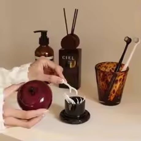 リンゴのつまようじホルダー