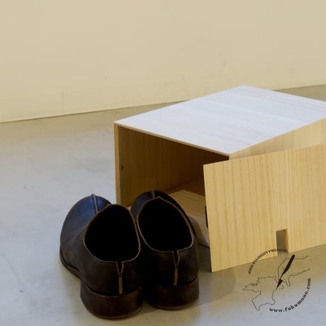 KIRI CUBE シューズボックス