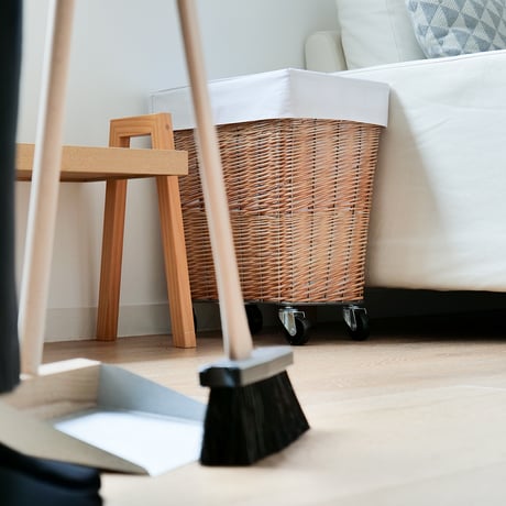WILLOW LAUNDRY BASKET with CASTER 34L