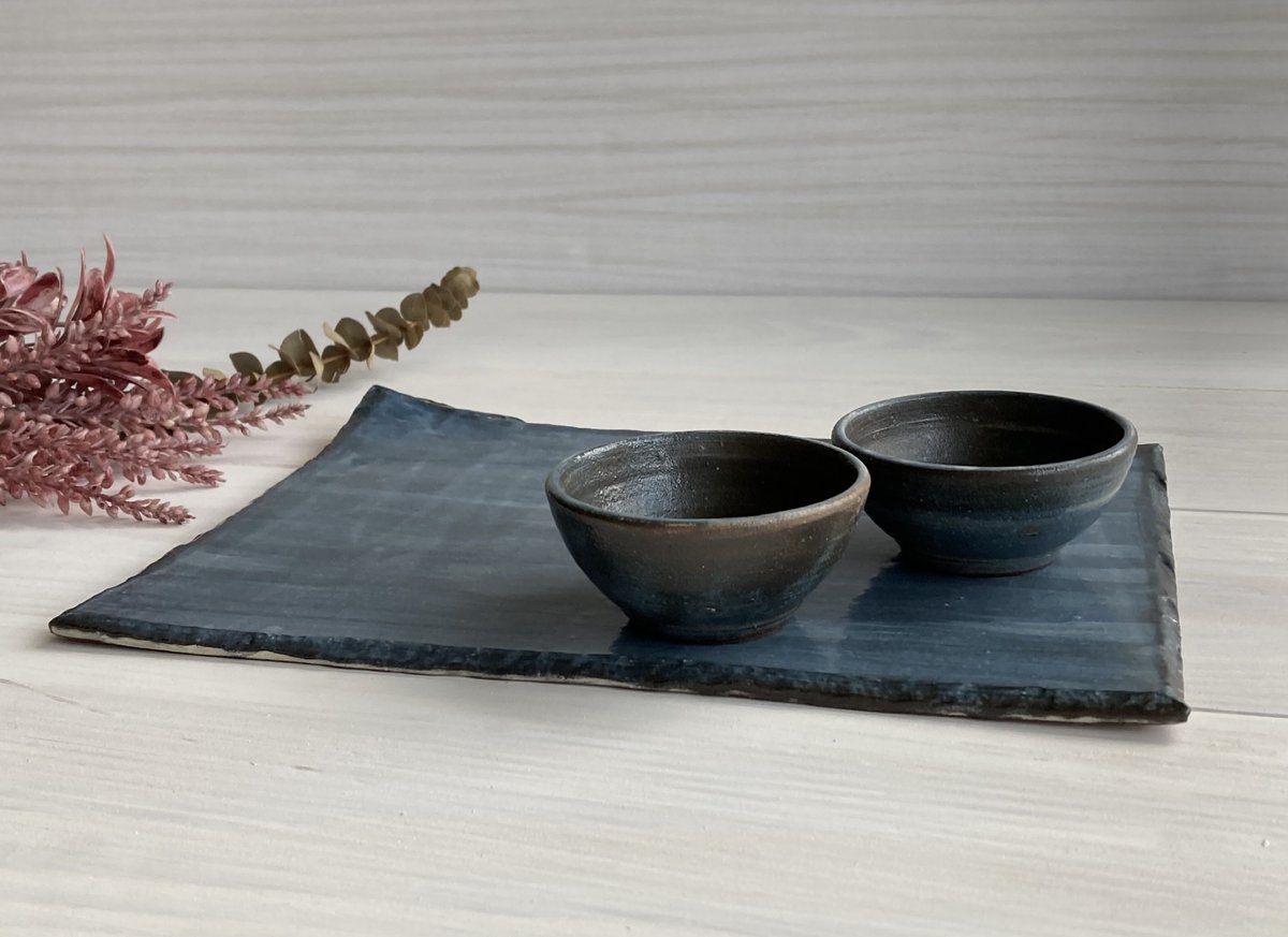 淡い緑色 花びら型小鉢2個セット 楽天市場】先行予約11月上旬入荷予定 植木鉢 軽量 合成樹脂 鉢