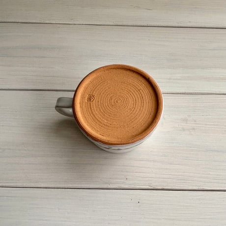 コーヒーカップ（白釉筆的）台形