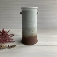 双耳花入（鉄土）