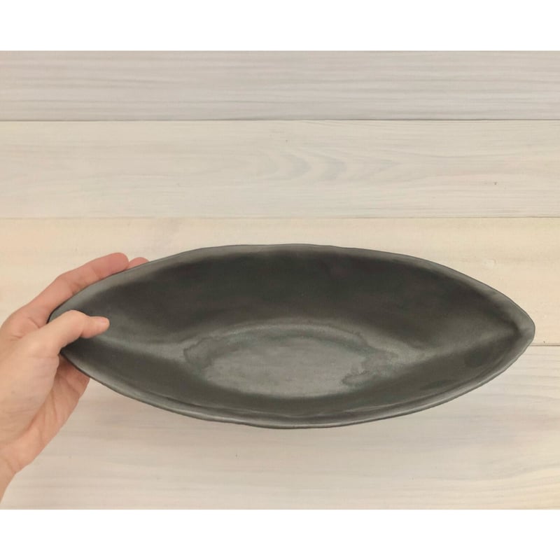 船形鉢・水盤（黒） | 萩焼 窯元 緑栄窯 Ryokuei-オンライン