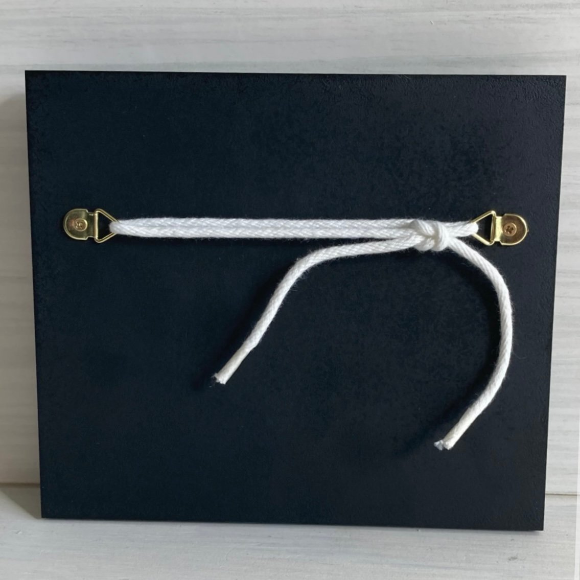 干支「午」陶板（馬の文字ver.） | 萩焼 窯元 緑栄窯 Ryokuei