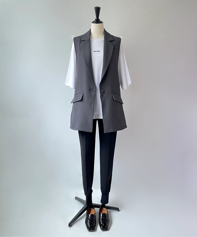 Frene♡クレープテーラードジレ♡アイボリー♡新品 HERENCIA サイドシップ テーラード ジレ（グレー） | HENNES_KURAKUEN