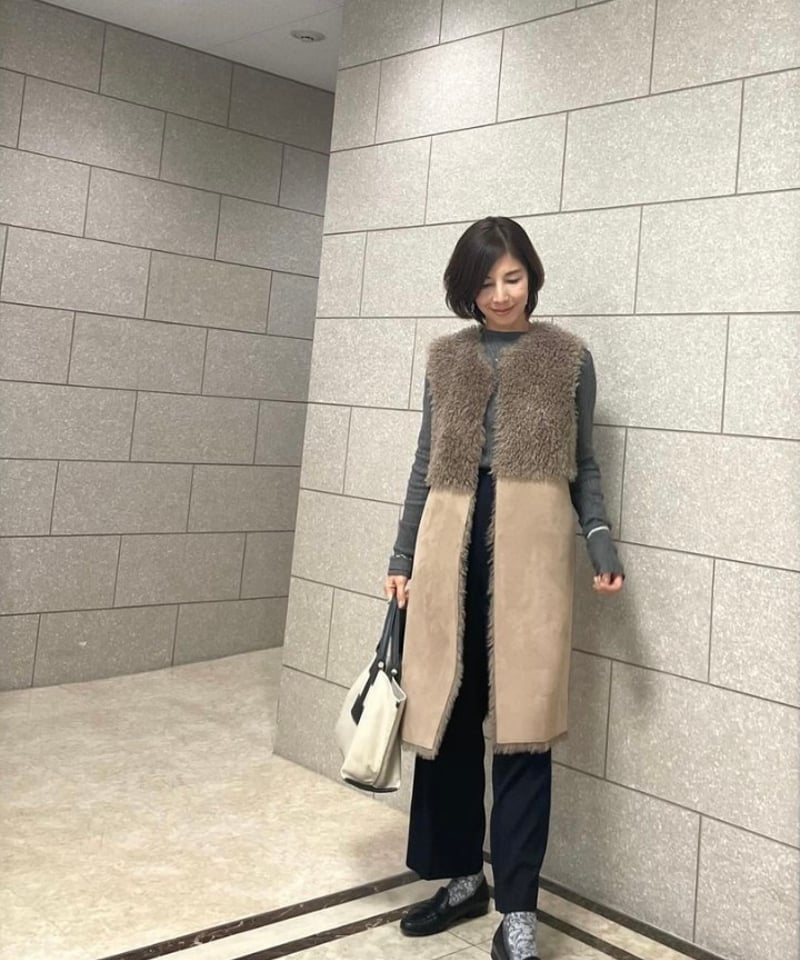 anana リバーシブル カーリーロングジレ（モカベージュ）［再販