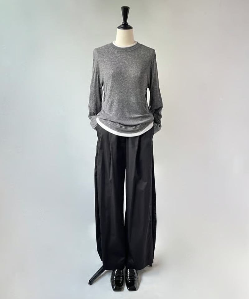 るんるんば様 C6001 パンツ anana ストレッチサテン バレルパンツ（ブラック