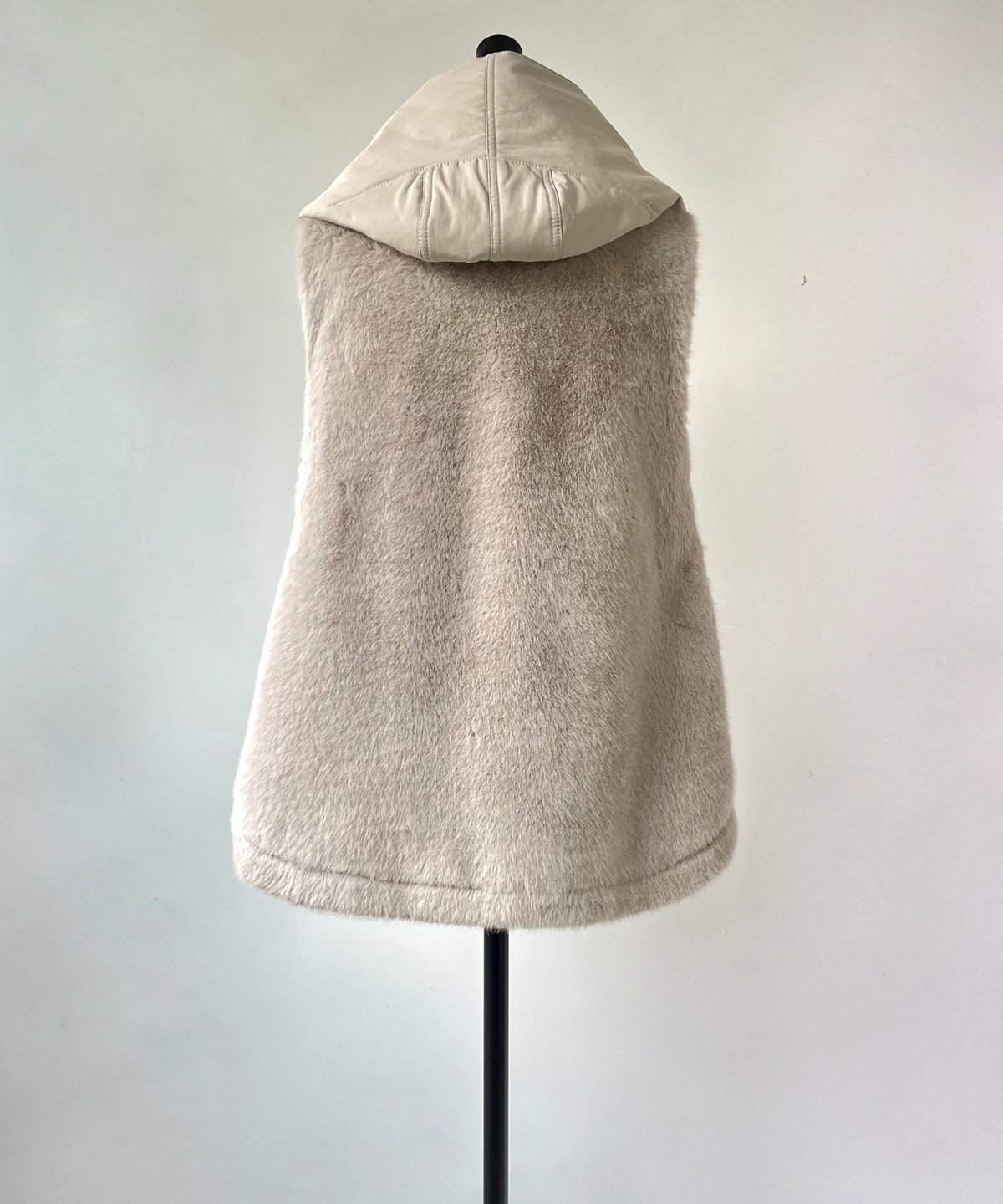 MARIE D'OR ミンクフェイクファー 別布フード取りはずしベスト（ペール