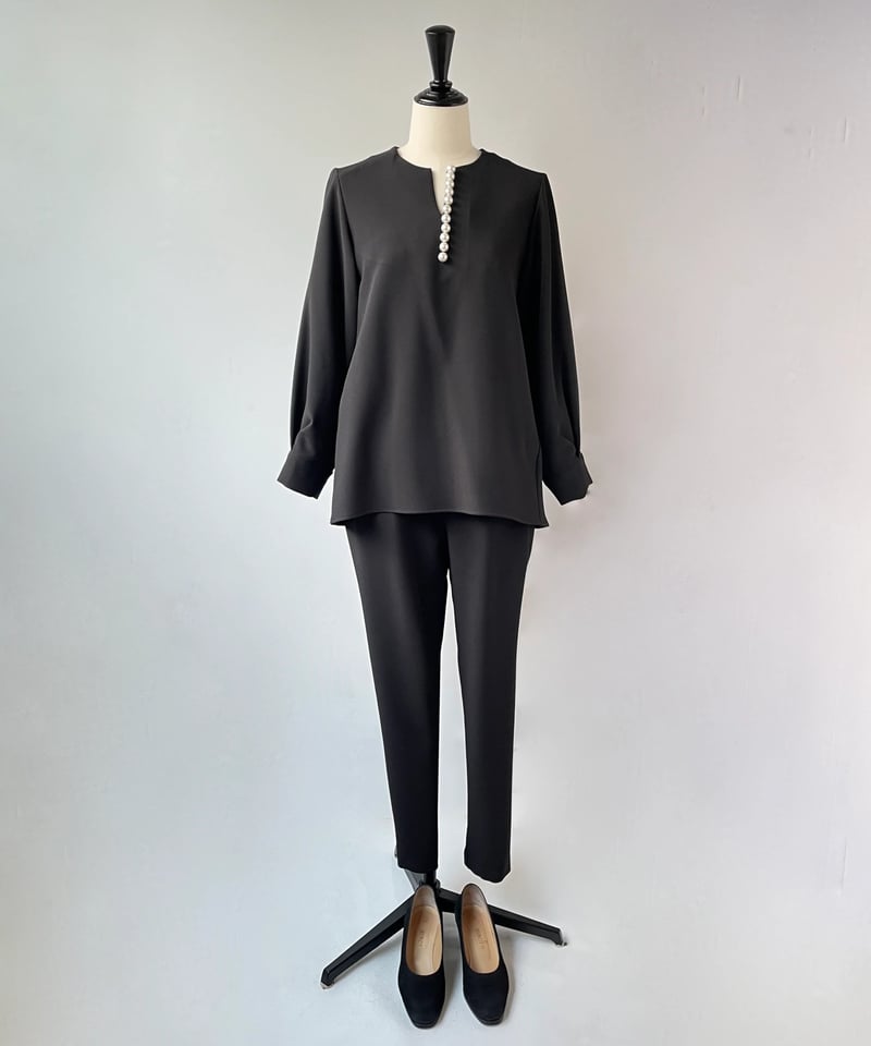 anana アナナ　パール付きカットソー　パンツ　セットアップ　卒業式　入学式 anana アナナ パール付きカットソー パンツ セットアップ 卒業式