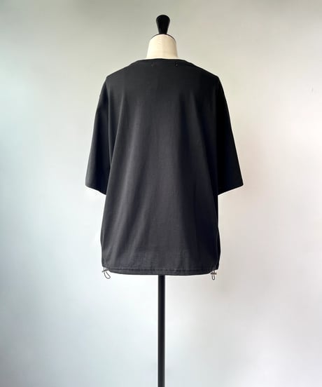 SUGARROSE　裾ドロスト 刺繍ロゴTee（ブラック）