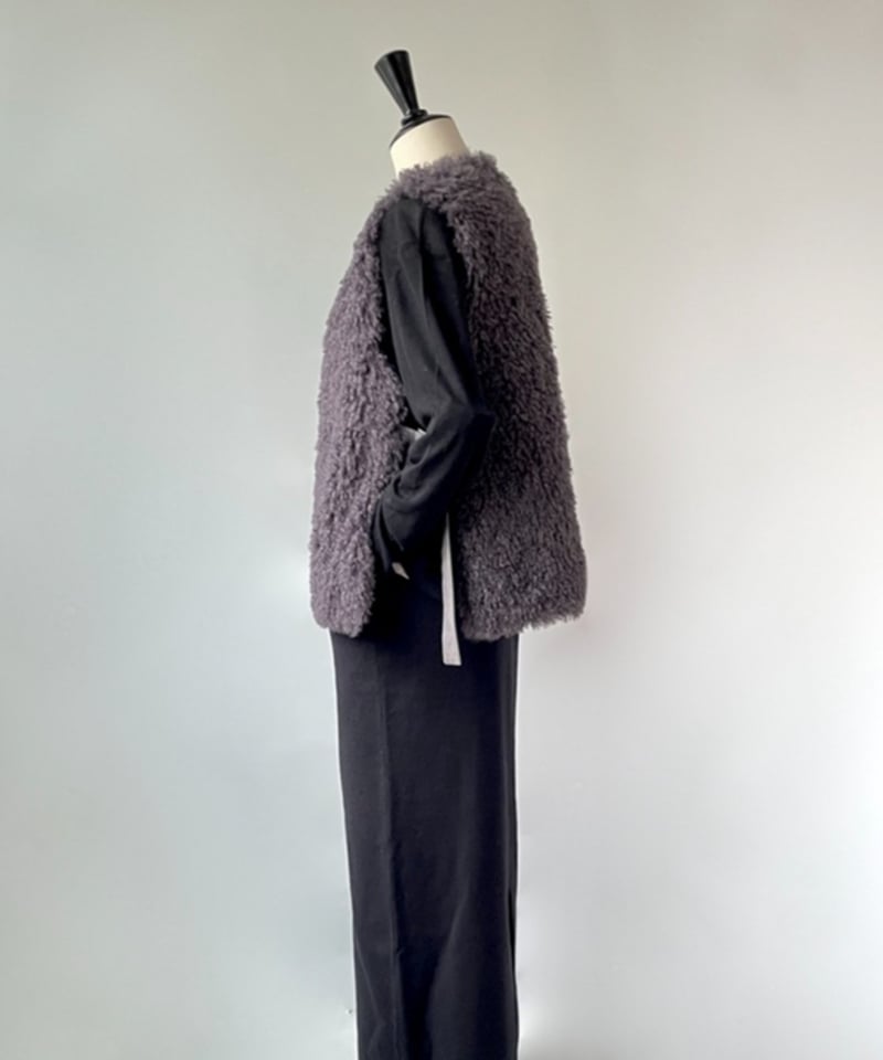 MARIE D'OR カーリーファー Vネック サイドベルト ジレ（グレー