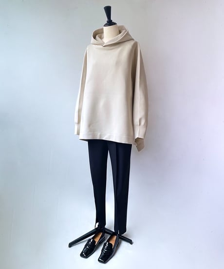 mao made　ストレッチニット フーディー BIGプルオーバー（オフベージュ）