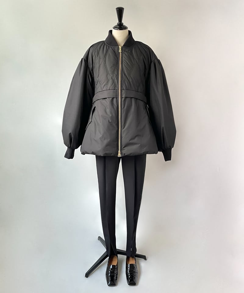 HERENCIA 中綿キルティング 袖ボリューム ショートコート（ブラック