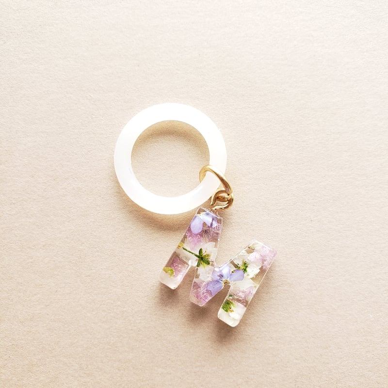 アクセサリー】傘チャーム イニシャル | Lapi (kimie.)