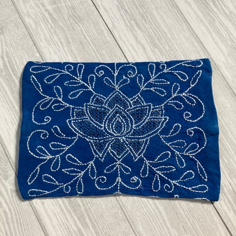 【K-27①】手刺繍ポケットティッシュカバー①