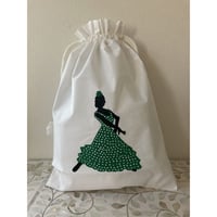 【K-1⑨】手刺繍フラメンコ巾着（白地グリーン２）Design①
