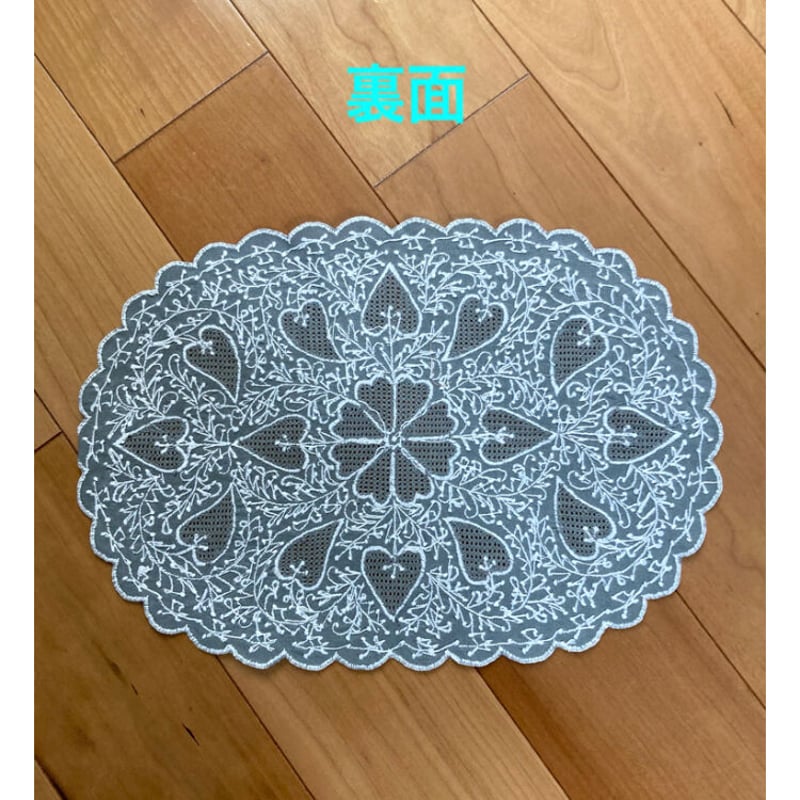 1652 オリジナル刺し繍模様のテーブルセンターorタペストリー 1652 オリジナル刺し繍模様のテーブルセンター