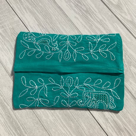 【K-27①】手刺繍ポケットティッシュカバー①