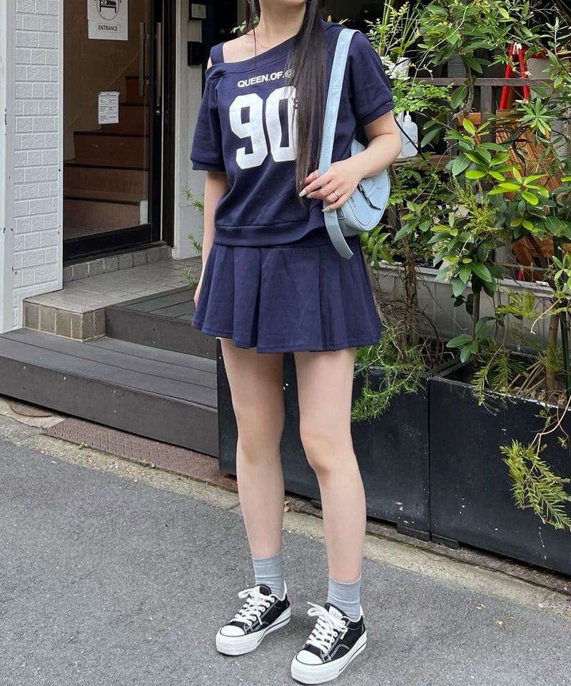 ロゴトップス＆プリーツミニスカートスウェットセットアップ