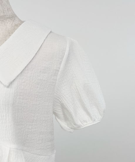 パフスリーブブラウス