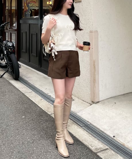 ダブルタックハイウエストショートパンツ