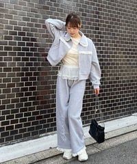 レースレイヤードスカート付きスウェットセットアップ