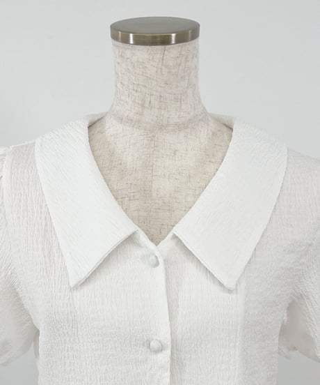 パフスリーブブラウス