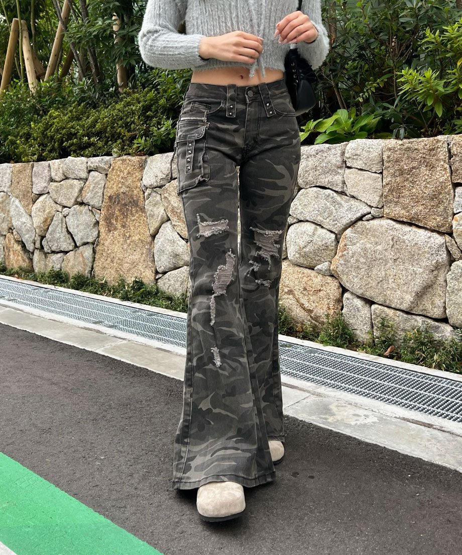 迷彩フレアパンツ | 韓国ファッション 高速ターミナル