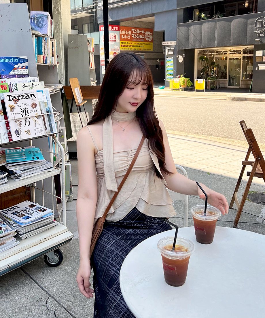 687733fb464e55cb193c5719