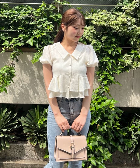 パフスリーブブラウス