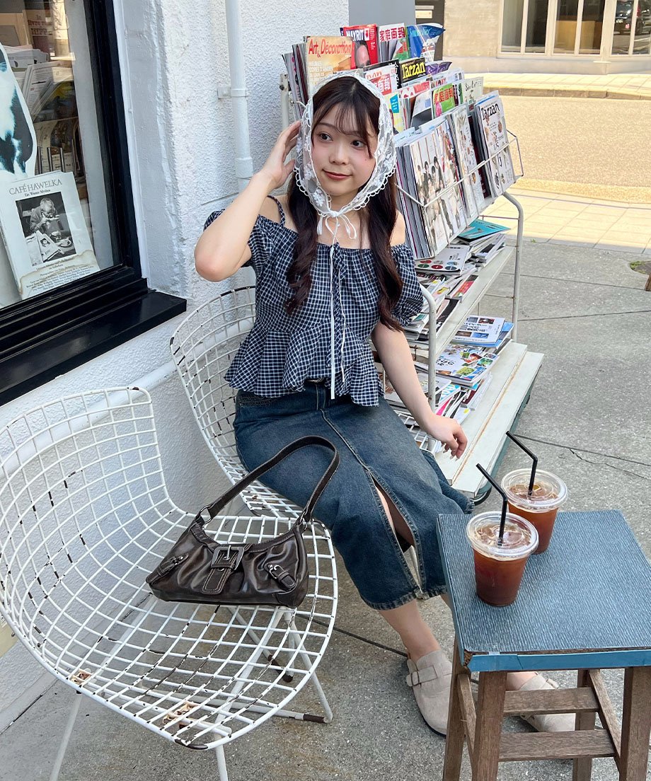 チェックオフショルダートップス | 韓国ファッション 高速ターミナル