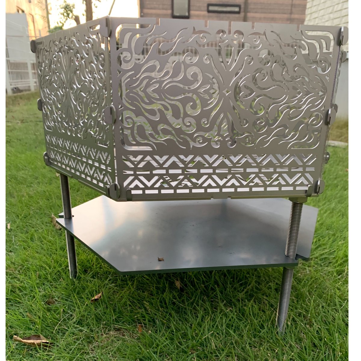 TATSUJIN 焚火台　　焔Ｌサイズ　炭受け鉄板セット 焚火台【焔-L】 | tatsujin