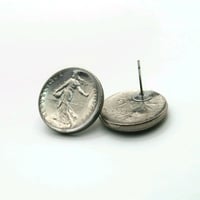 フランス　ピアス