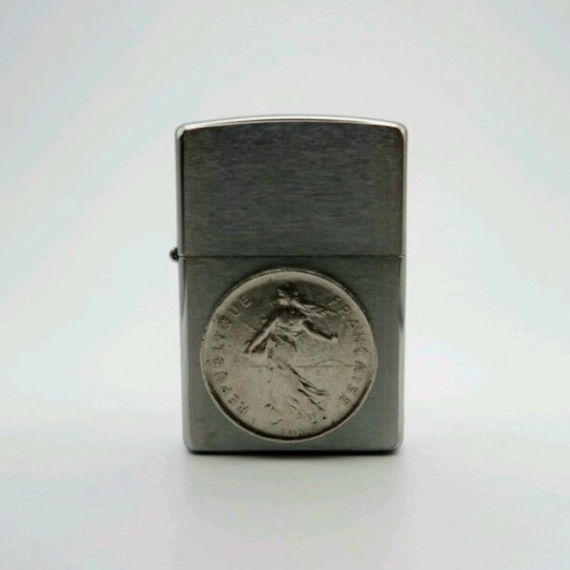 フランス雑貨★ピンバッジ大量200個セット★タバコ　コカコーラ　ジッポライター フランス雑貨☆ピンバッジ大量200個セット☆タバコ コカコーラ